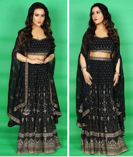 Amruta Fadnavis Black Lehenga Look