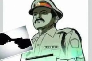 A senior police inspector was arrested by the anti corruption bureau navi Mumbai crime news