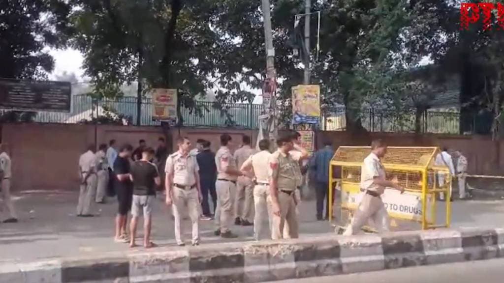 Delhi blast near CRPF school