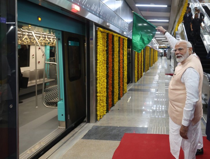 pm modi mumbai metro 3