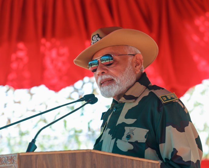 PM Modi Diwali Celebration With Army, pm modi diwali 2024, modi diwali celebration photos