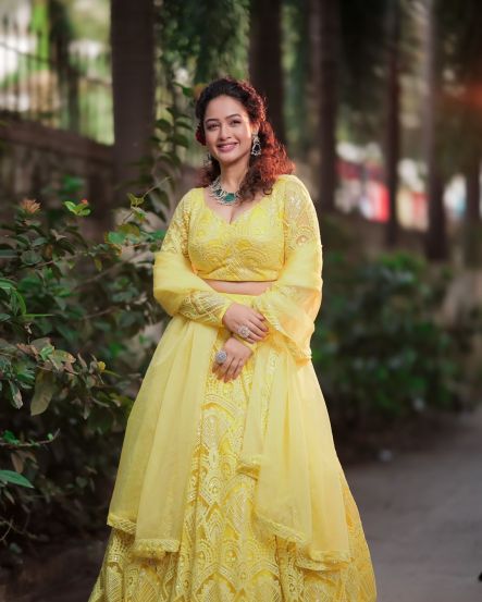 Girija Prabhu Yellow Lehenga Look