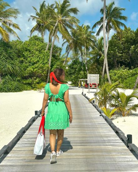 Hina Khan Maldives Vacation