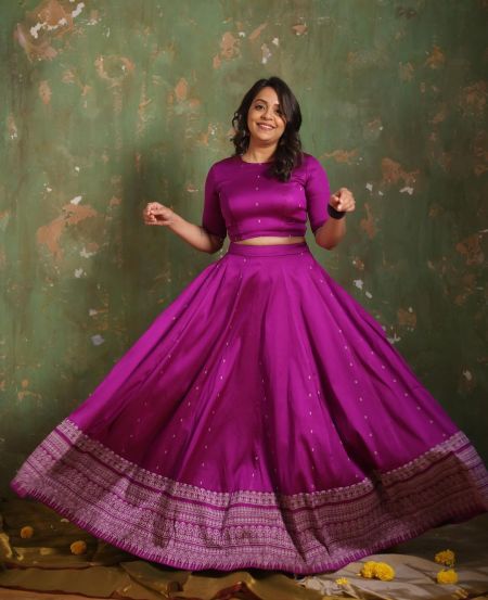 Kunjika Kalwint Purple Lehenga Look