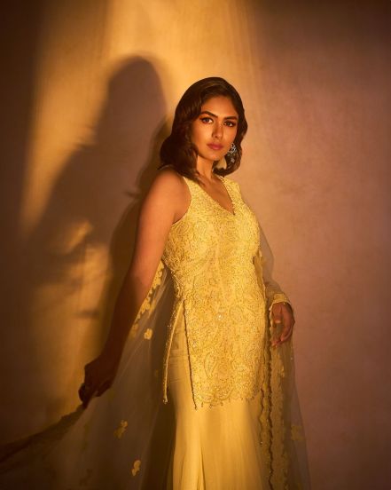 Mrunal Thakur Diwali 2024 Photoshoot