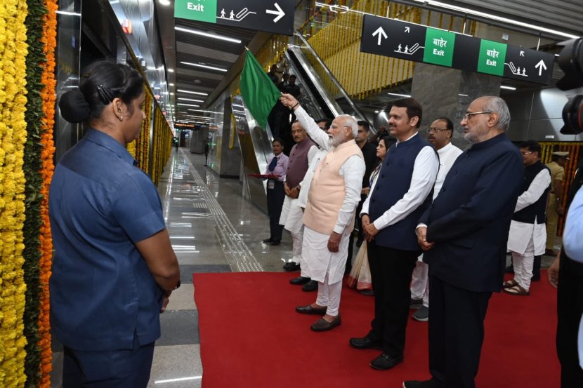 Mumbai Metro 3 Aarey JVLR Station Bandra Kurla Complex