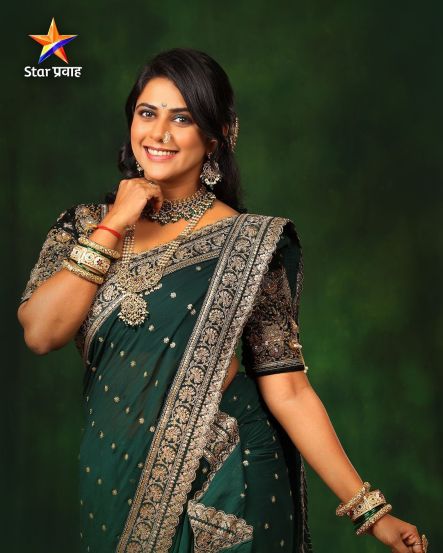 Navratri 2024 Green Saree Look