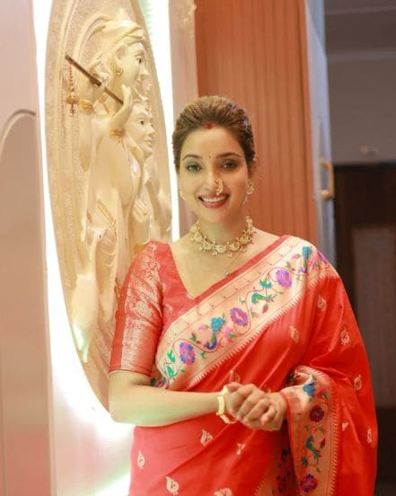 Navratri 2024 Marathi Actress Red Saree