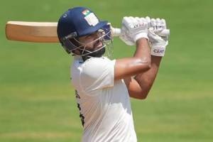 Ranji Trophy Shreyas Iyer ends three year drought hit first class century 6000 runs complete