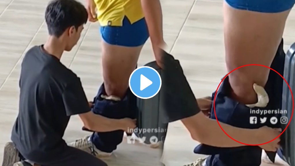 King Cobra Unexpectedly Found Its Way Into A Trainers Trousers During A School shocking video