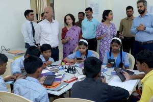 English medium school for classes VIII to X opened at Lokmanya Tilak Vidyamandir Phugewadi