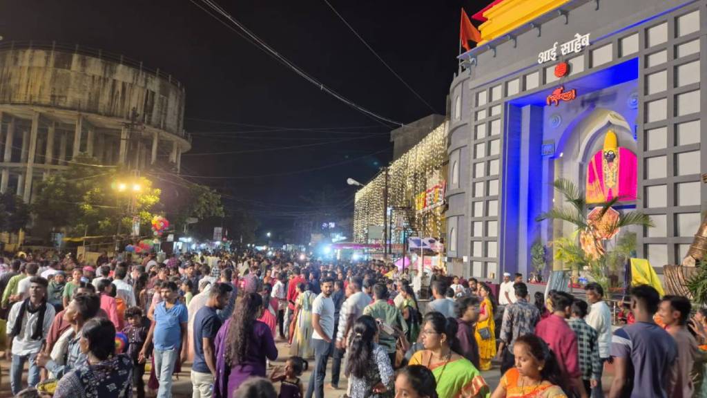 devotees Navratri festival Yavatmal, Navratri festival,