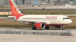 Air India : दिल्लीहून शिकागोला जाणाऱ्या एअर इंडियाच्या विमानात बॉम्ब असल्याची धमकी; कॅनडामध्ये आपत्कालीन लँन्डिंग!