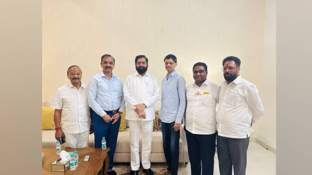 cm Eknath Shinde mediated reconciliation between two Shiv Sena factions in Ambernath