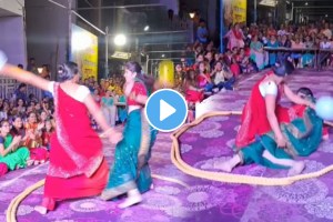 Kolhapur khel paithanicha two women fighting for pathani game see funny Home Minister Game Video