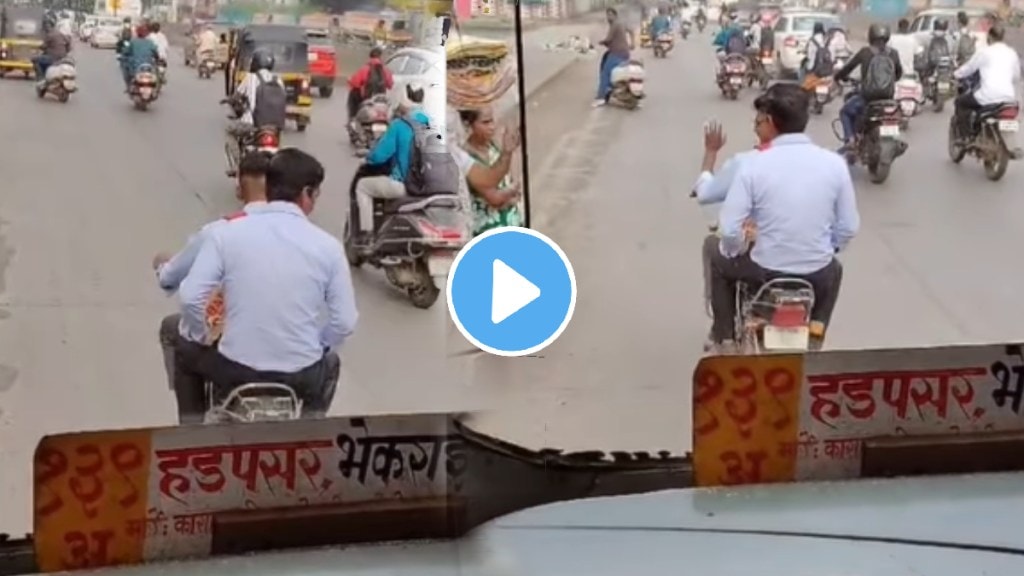 Pune road rage video goes viral 2 youth drive bike wrongly in front of ST bus watch video viral on social media