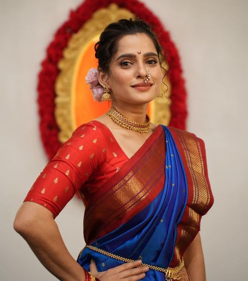 Priya Bapat Blue Paithani Nauvari Saree