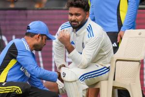 IND vs NZ If Rishabh Pant Does Not Come To Bat in 2nd Innings Due to Injury Who Will Bat at His Place What is The Rule