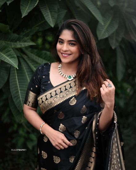 Samruddhi Kelkar Diwali 2024 Photoshoot