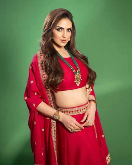 esha deol Navratri photos, esha deol new photos on Instagram, 