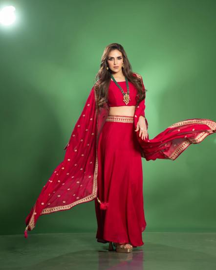 esha deol Navratri photos, esha deol new photos on Instagram, 