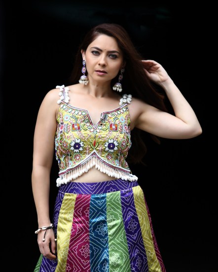 Sonalee kulkarni Colurful lehenga photoshoot, navratri look 2024