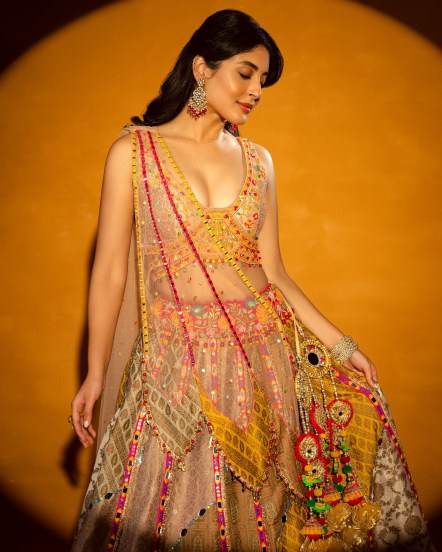 Kritika Kamra Lehanga Look, navratri look,