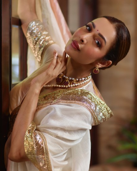 malaika arora, malaika arora saree look, malaika arora latest photos