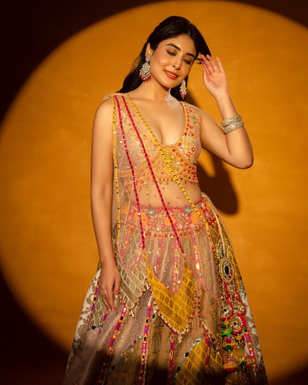 Kritika Kamra Lehanga Look, navratri look,