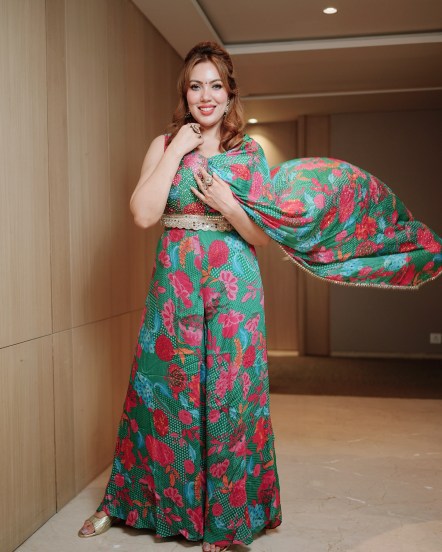 Munmun dutta photos, actress munmun dutta, munmun dutta babitaji, babita tarak mehta ka oolta chashma, tarak mehta babita bhabhi,