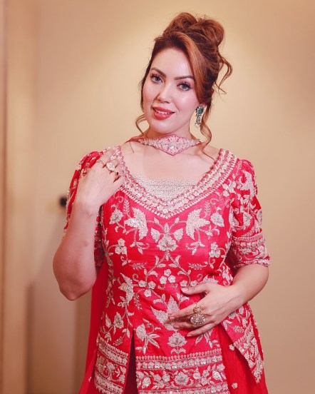 Munmun dutta photos, actress munmun dutta, munmun dutta babitaji, babita tarak mehta ka oolta chashma, tarak mehta babita bhabhi,