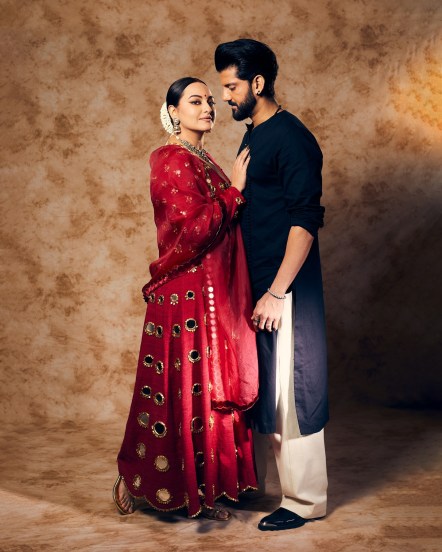 Sonakshi Sinha and Zaheer Iqbal Diwali look, Sonakshi Sinha and Zaheer Iqbal Diwali Photoshoot