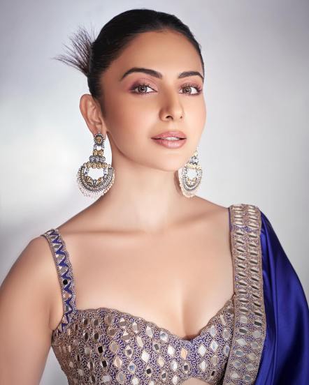 Rakul Preet Singh Diwali look, Rakul Preet Singh s Diwali look in a beautiful blue saree