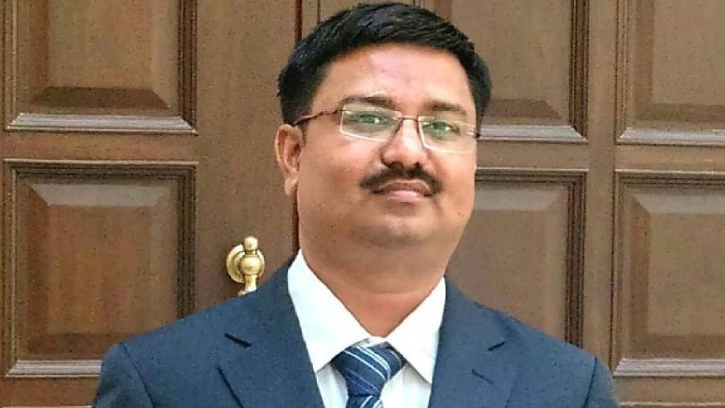 Success Story Of IRS officer Vishnu Auti