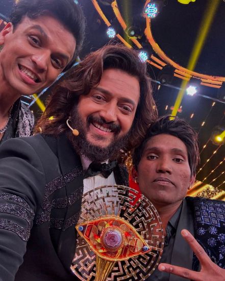 Bigg boss marathi winner Suraj Chavan Education 