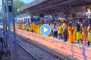 Colours of Navratri 2024 mumbai local train yellow colour video