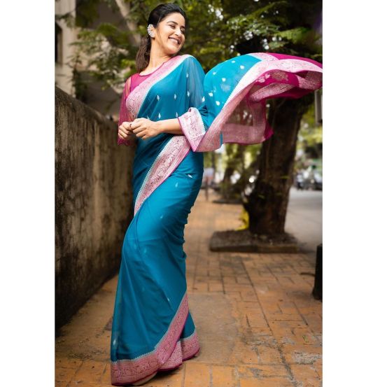 Vaidehi Parashurami Paithani Saree