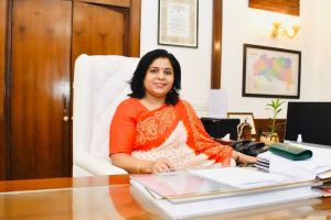 Divisional Commissioner of Nagpur Vijayalakshmi Bidri