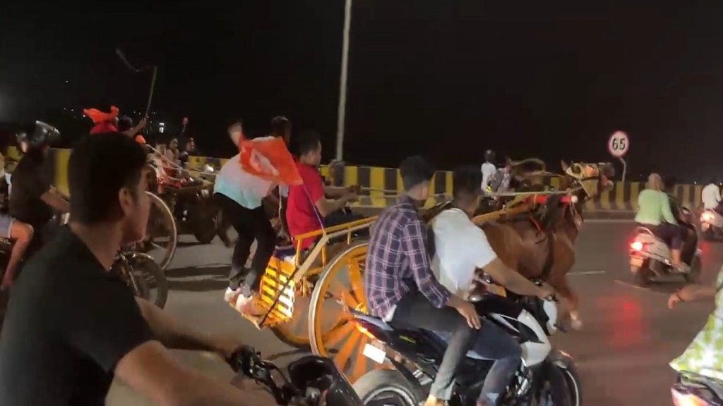 Chariot race in Kashimira, Vasai, horses seized,