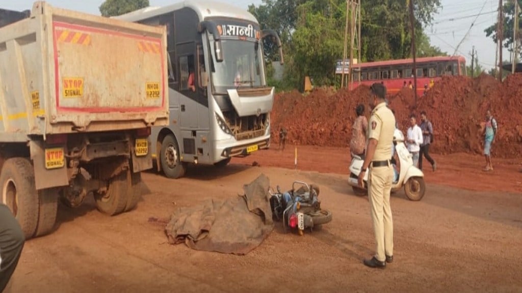 dumper hit bike, Ratnagiri, Ratnagiri latest news,