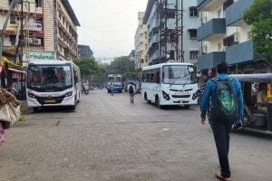 Phadke road closed for traffic, Dombivli,