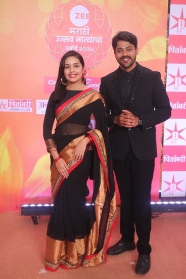 Zee Marathi Award 2024 Red Carpet Look