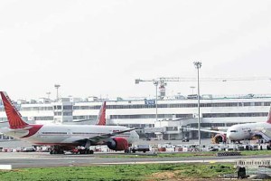 Rumors of bombs on planes due to a minor boy tweet Mumbai