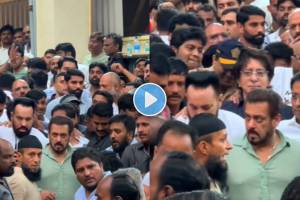 salman khan arrives at Baba Siddique residence