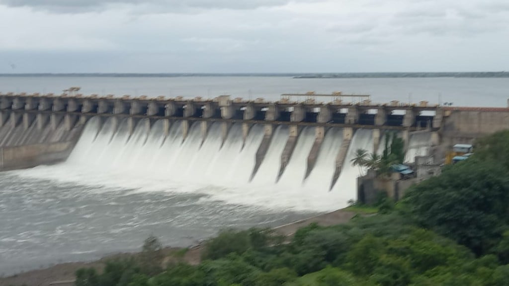 ujani dam water discharged