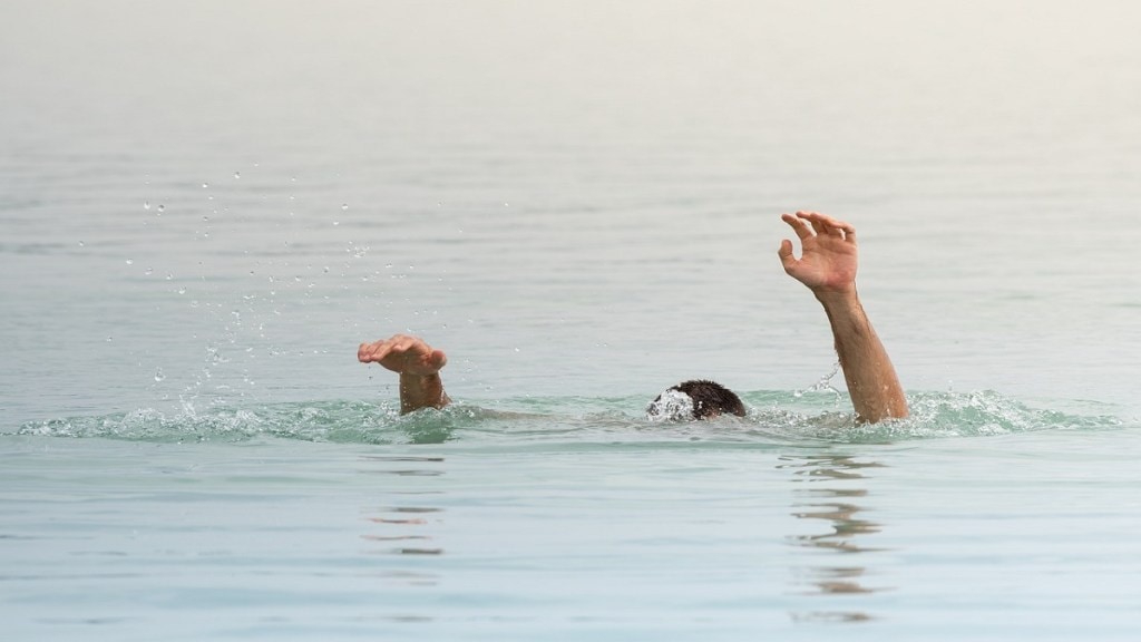 College youth drowned Khamboli lake, Khamboli lake, Mulshi,