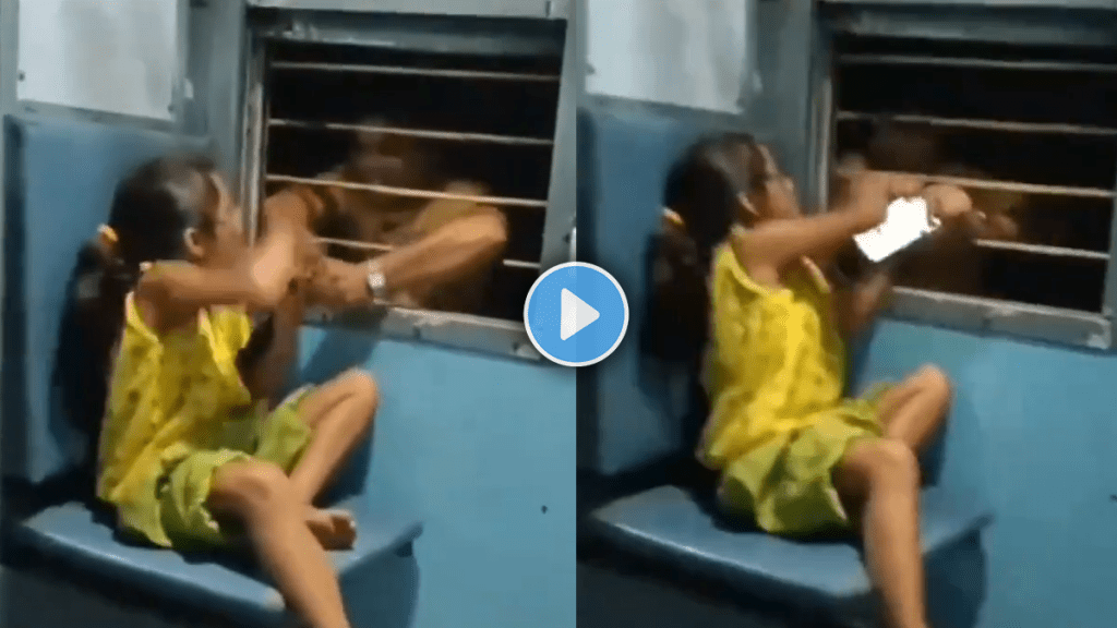 Thief snatches girls phone through train window robbery viral video