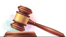 Fake Court Busted In Gujarat : गुजरातमध्ये बनावट न्यायालयाचे पितळ उघड