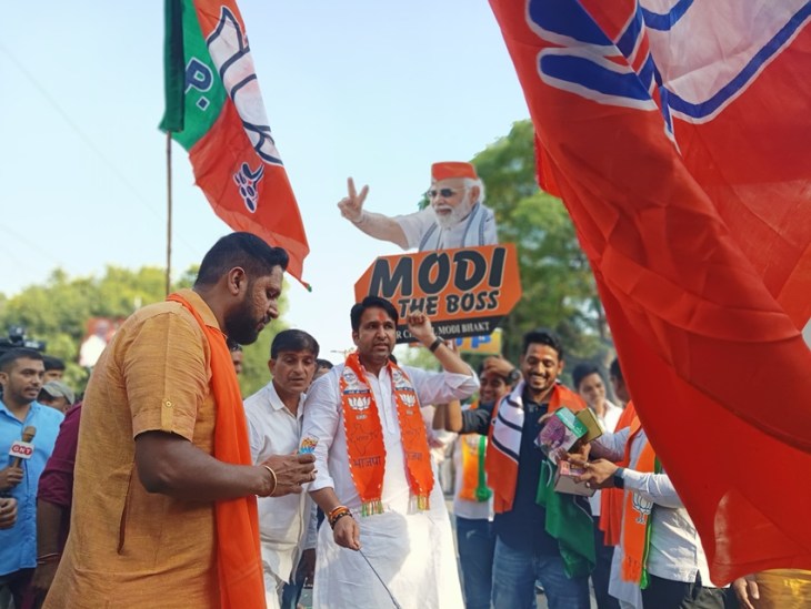 bjp headquarters celebration