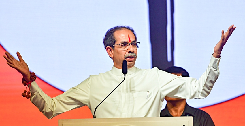 Uddhav Thackeray addresses the party